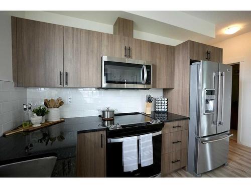 5404-15 Sage Meadows Landing Nw, Calgary, AB - Indoor Photo Showing Kitchen With Upgraded Kitchen
