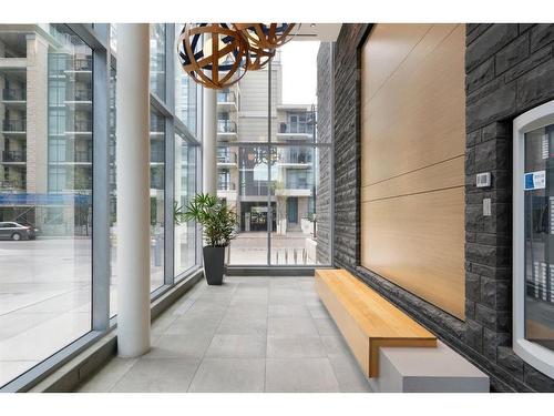 210-138 Waterfront Court Sw, Calgary, AB - 