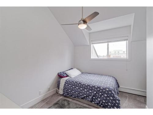 10-314 25 Avenue Sw, Calgary, AB - Indoor Photo Showing Bedroom