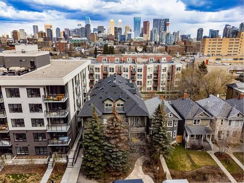 10-314 25 Avenue Sw, Calgary, AB - Outdoor With Balcony With View