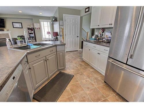 5606 28 A Avenue, Camrose, AB - Indoor Photo Showing Kitchen With Double Sink