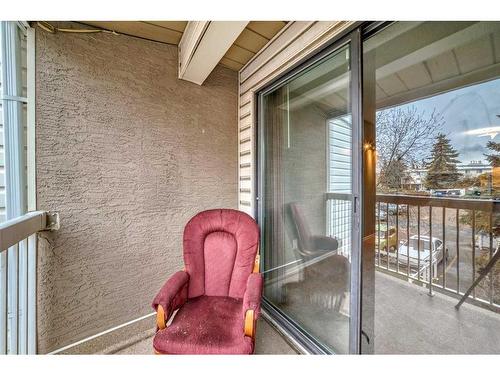 14-3015 51 Street Sw, Calgary, AB - Outdoor With Exterior