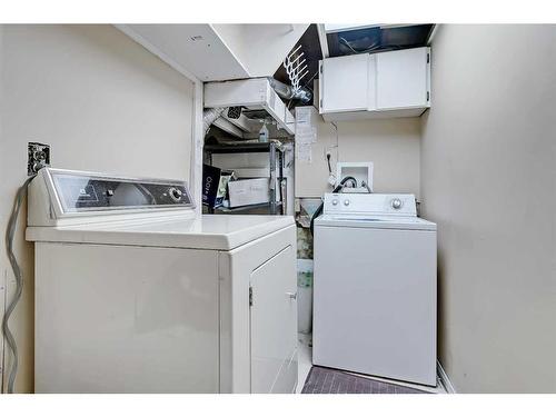 5016 22 Street Sw, Calgary, AB - Indoor Photo Showing Laundry Room
