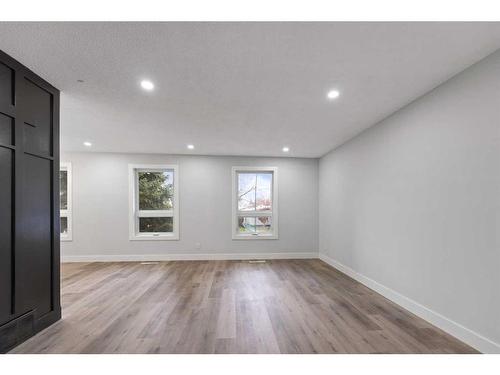 411 Foritana Road Se, Calgary, AB - Indoor Photo Showing Other Room