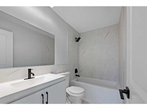 411 Foritana Road Se, Calgary, AB - Indoor Photo Showing Bathroom