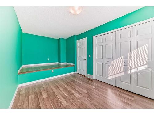 164 Sanderling Close Nw, Calgary, AB - Indoor Photo Showing Other Room