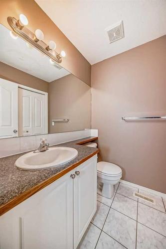 129 Tarawood Close Ne, Calgary, AB - Indoor Photo Showing Bathroom