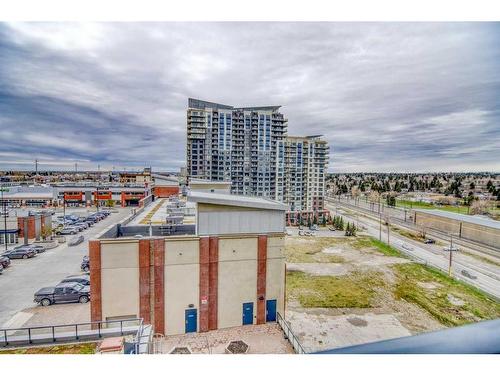 1002-8710 Horton Road Sw, Calgary, AB - Outdoor With View