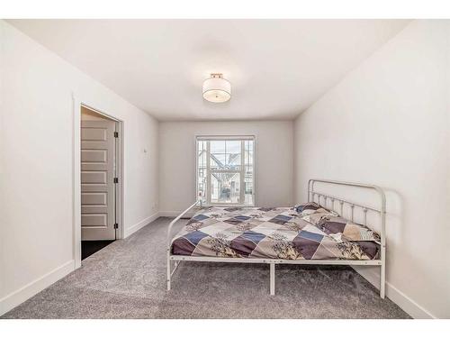 146 Homestead Park Ne, Calgary, AB - Indoor Photo Showing Bedroom