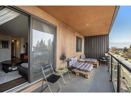 401-1900 25A Street Sw, Calgary, AB - Outdoor With Balcony With Exterior