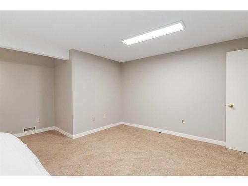 2419 Deer Side Drive Se, Calgary, AB - Indoor Photo Showing Other Room