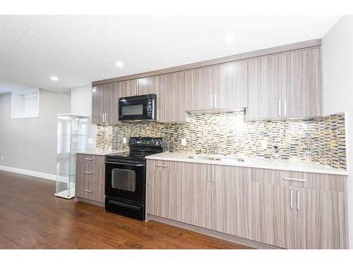 169 Cityscape Way Ne, Calgary, AB - Indoor Photo Showing Kitchen With Upgraded Kitchen