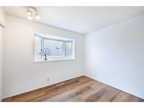 76 Riverbrook Way Se, Calgary, AB - Indoor Photo Showing Other Room