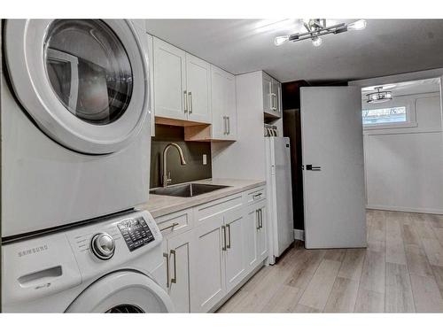 363 Ashley Crescent Se, Calgary, AB - Indoor Photo Showing Laundry Room