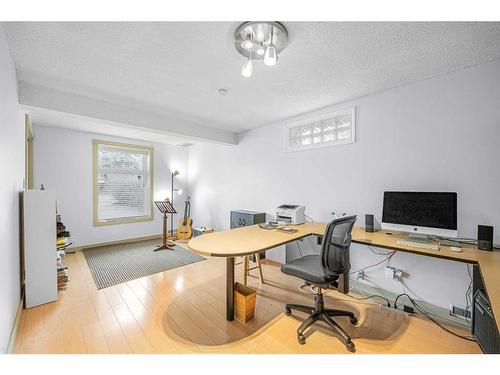 216 Silver Brook Way Nw, Calgary, AB - Indoor Photo Showing Office