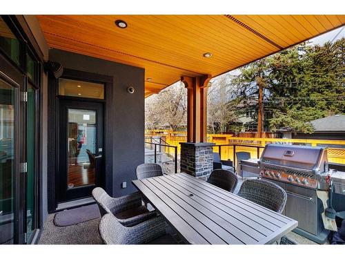 1122 Valois Avenue Sw, Calgary, AB - Outdoor With Deck Patio Veranda With Exterior