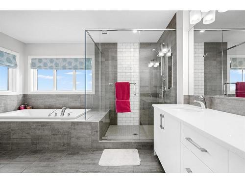 79 Birch Glen, Okotoks, AB - Indoor Photo Showing Bathroom