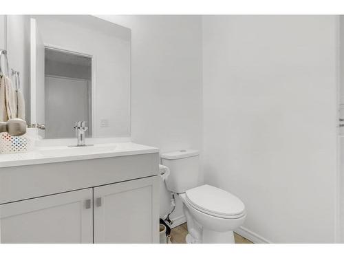 20 Falshire Way Ne, Calgary, AB - Indoor Photo Showing Bathroom