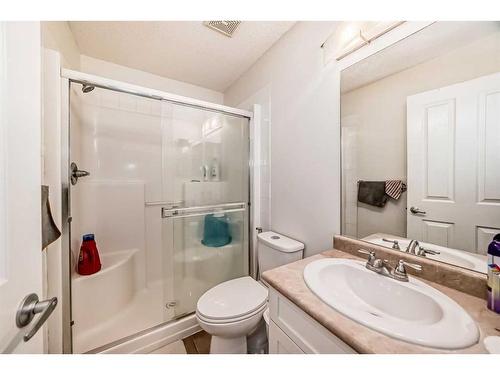 2208-1140 Taradale Drive Ne, Calgary, AB - Indoor Photo Showing Bathroom