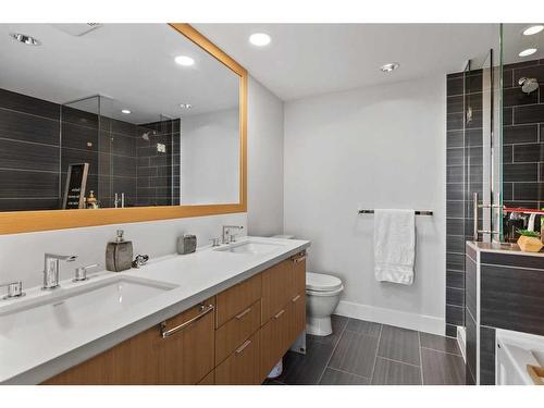 1603-510 6 Avenue Se, Calgary, AB - Indoor Photo Showing Bathroom