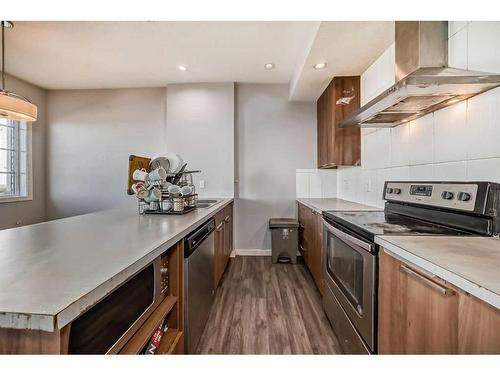 421 Saddlemont Boulevard Ne, Calgary, AB - Indoor Photo Showing Kitchen