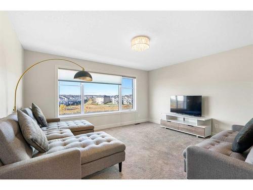 185 Carringvue Manor Nw, Calgary, AB - Indoor Photo Showing Living Room