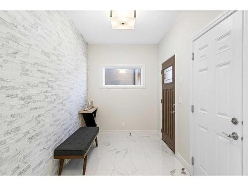 185 Carringvue Manor Nw, Calgary, AB - Indoor Photo Showing Other Room
