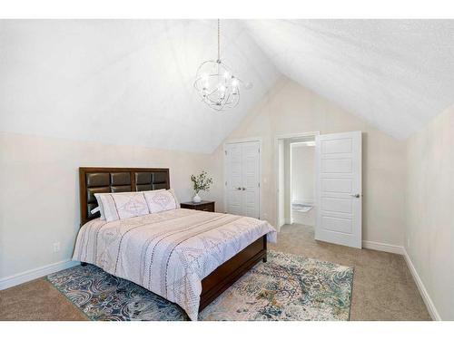185 Carringvue Manor Nw, Calgary, AB - Indoor Photo Showing Bedroom