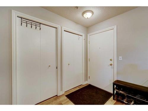 4104-604 8Th Street Sw, Airdrie, AB - Indoor Photo Showing Other Room