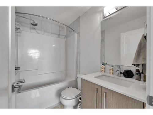 1130-76 Cornerstone Passage Ne, Calgary, AB - Indoor Photo Showing Bathroom