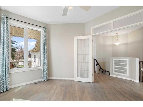 202 Auburn Bay Cove Se, Calgary, AB - Indoor Photo Showing Other Room