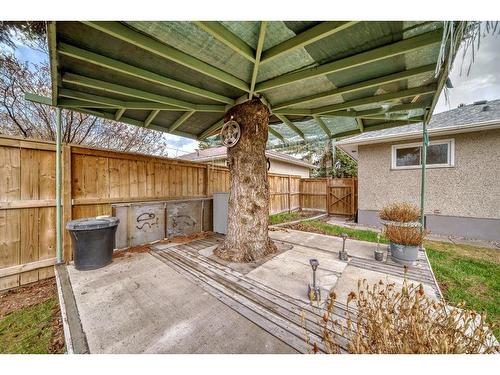 4708 Fordham Crescent Se, Calgary, AB - Outdoor With Exterior