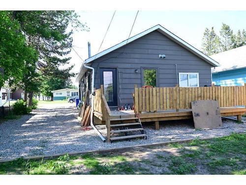 359 48 Avenue West, Claresholm, AB - Outdoor With Deck Patio Veranda