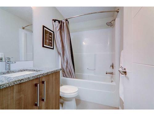 111-8 Sage Hill Terrace Nw, Calgary, AB - Indoor Photo Showing Bathroom