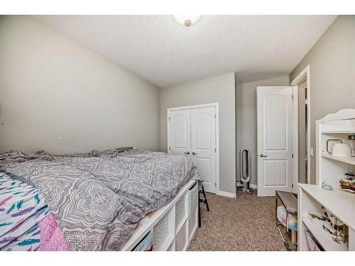 134 Mahogany Passage Se, Calgary, AB - Indoor Photo Showing Bedroom