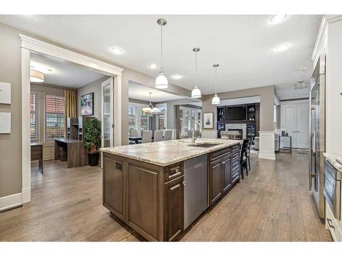 22 Crestridge Mews Sw, Calgary, AB - Indoor Photo Showing Kitchen With Double Sink With Upgraded Kitchen