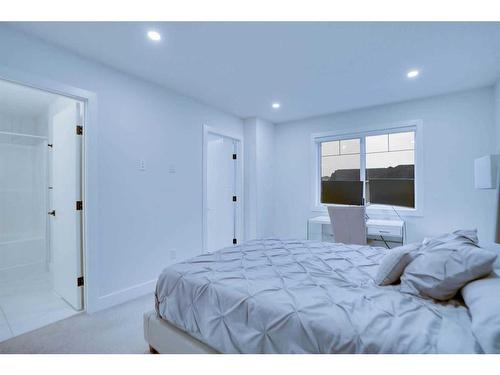 12 Nolanhurst Heights Nw, Calgary, AB - Indoor Photo Showing Bedroom