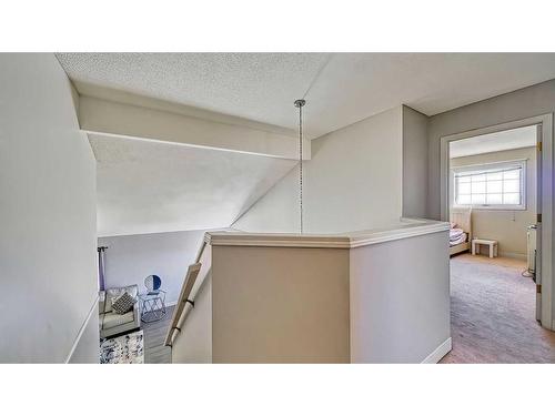2036 Sirocco Drive Sw, Calgary, AB - Indoor Photo Showing Laundry Room