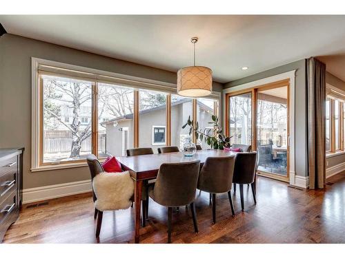 3822 11 Street Sw, Calgary, AB - Indoor Photo Showing Dining Room