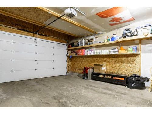 287 Del Ray Road Ne, Calgary, AB - Indoor Photo Showing Garage