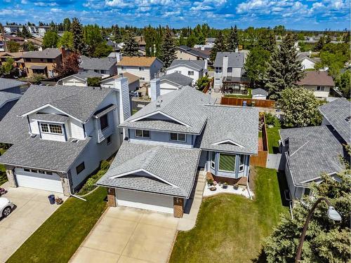 68 Woodford Close Sw, Calgary, AB - Outdoor