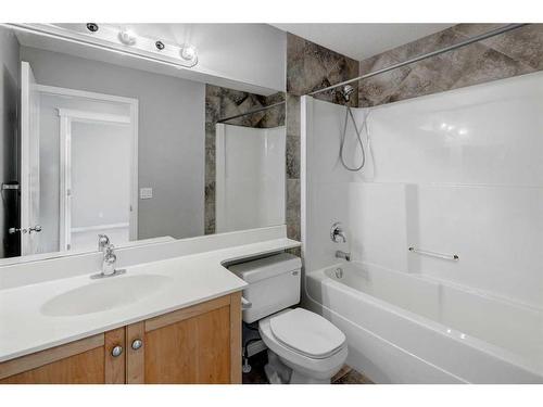 317 Bayside Place Sw, Airdrie, AB - Indoor Photo Showing Bathroom