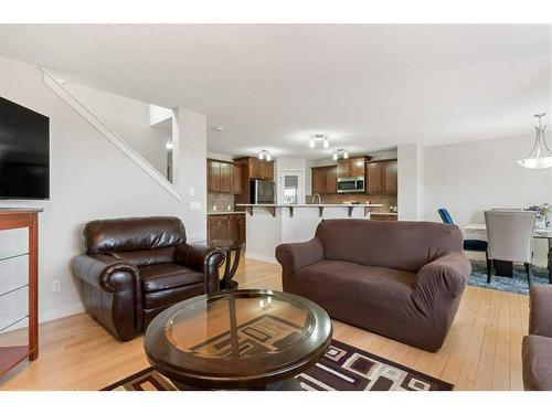 57 Evansdale Landing Nw, Calgary, AB - Indoor Photo Showing Living Room