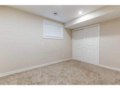 57 Evansdale Landing Nw, Calgary, AB - Indoor Photo Showing Other Room