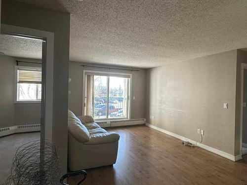 205-21 Dover Point Se, Calgary, AB - Indoor