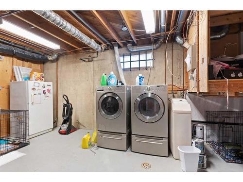 55 Coleridge Crescent Nw, Calgary, AB - Indoor Photo Showing Laundry Room