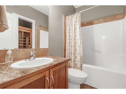 256 Sunset Heights, Crossfield, AB - Indoor Photo Showing Bathroom