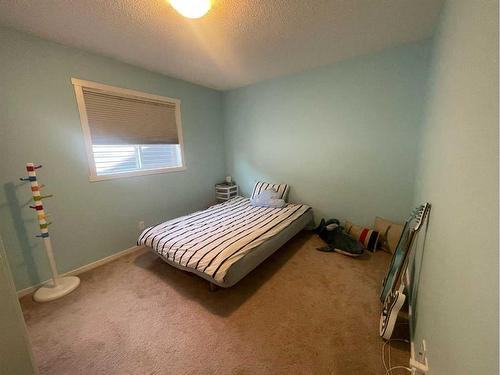 215 Nolancrest Rise Nw, Calgary, AB - Indoor Photo Showing Bedroom