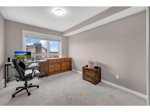 4411-302 Skyview Ranch Drive Ne, Calgary, AB - Indoor Photo Showing Office