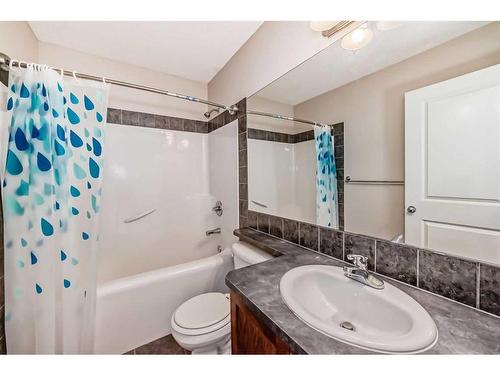 161 Cranwell Bay Se, Calgary, AB - Indoor Photo Showing Bathroom